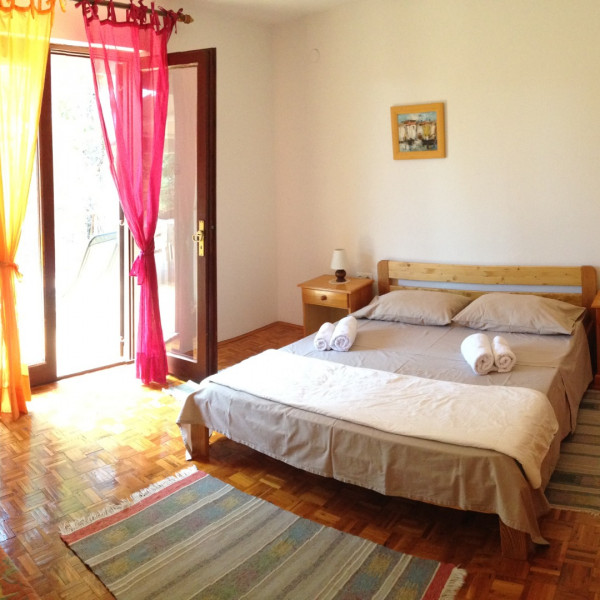 Sobe, Apartman Ana Omišalj, Villa Kamik u Kostreni & Apartman Ana u Omišlju na Krku Omišalj